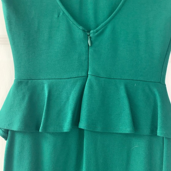 ZARA - Forest Green Peplum bodycon dress. Size S - Picture 3 of 3